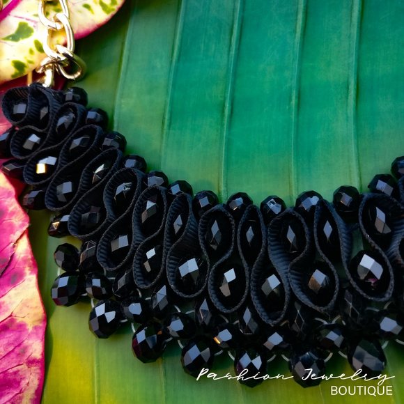Super Chic Black Handmade Necklace - Picture 3 of 9